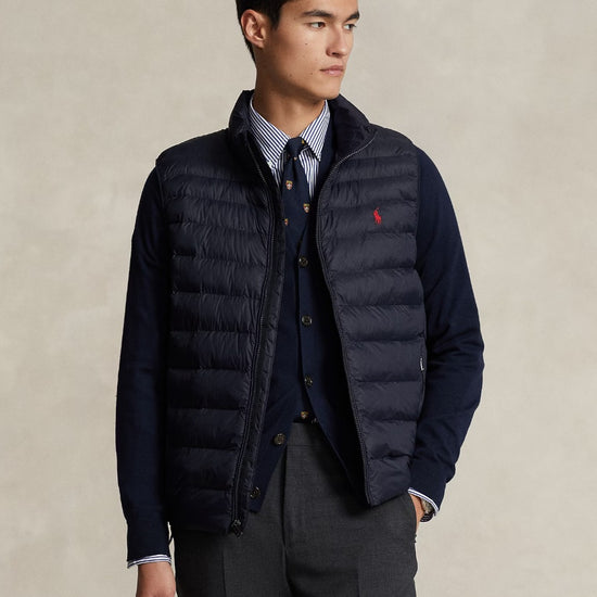 Polo Ralph Lauren Colden Opvouwbare Donsbodywarmer Navy – vooraanzicht op model | Checkpoint Mol