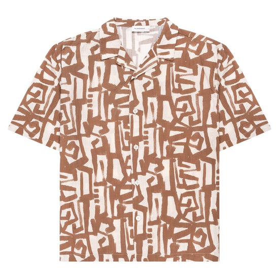 The GoodPeople Seven SS Bowlingshirt Beige Brown met woven texture bij Checkpoint Mol