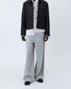 Detail van Won Hundred Eron Trousers Light Grey Melange met clean trouser construction