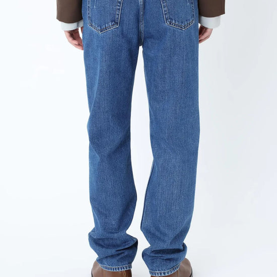 Won Hundred Tony Stone Blue denim gecombineerd in een moderne herenoutfit bij Checkpoint Mol