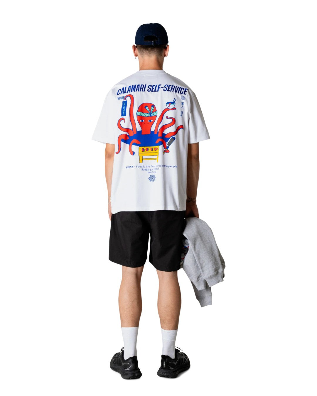 Achterkant van de Woodbird WBBaine Octo Tee White met octopus-chef rugprint