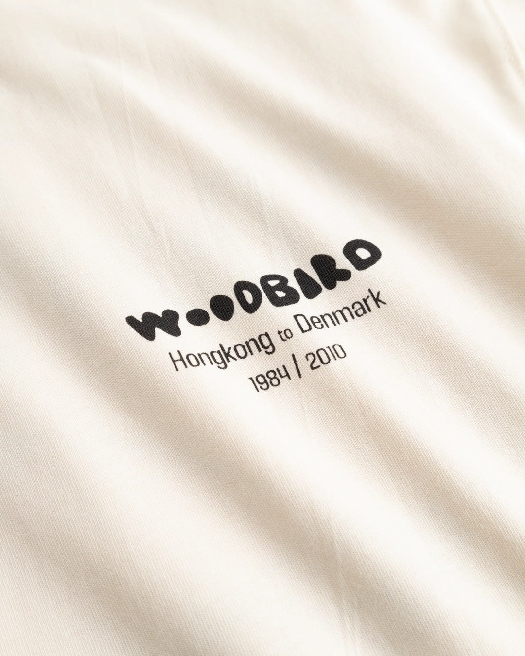Woodbird WBBaine Wok Tee Off White gecombineerd in een casual zomeroutfit bij Checkpoint Mol