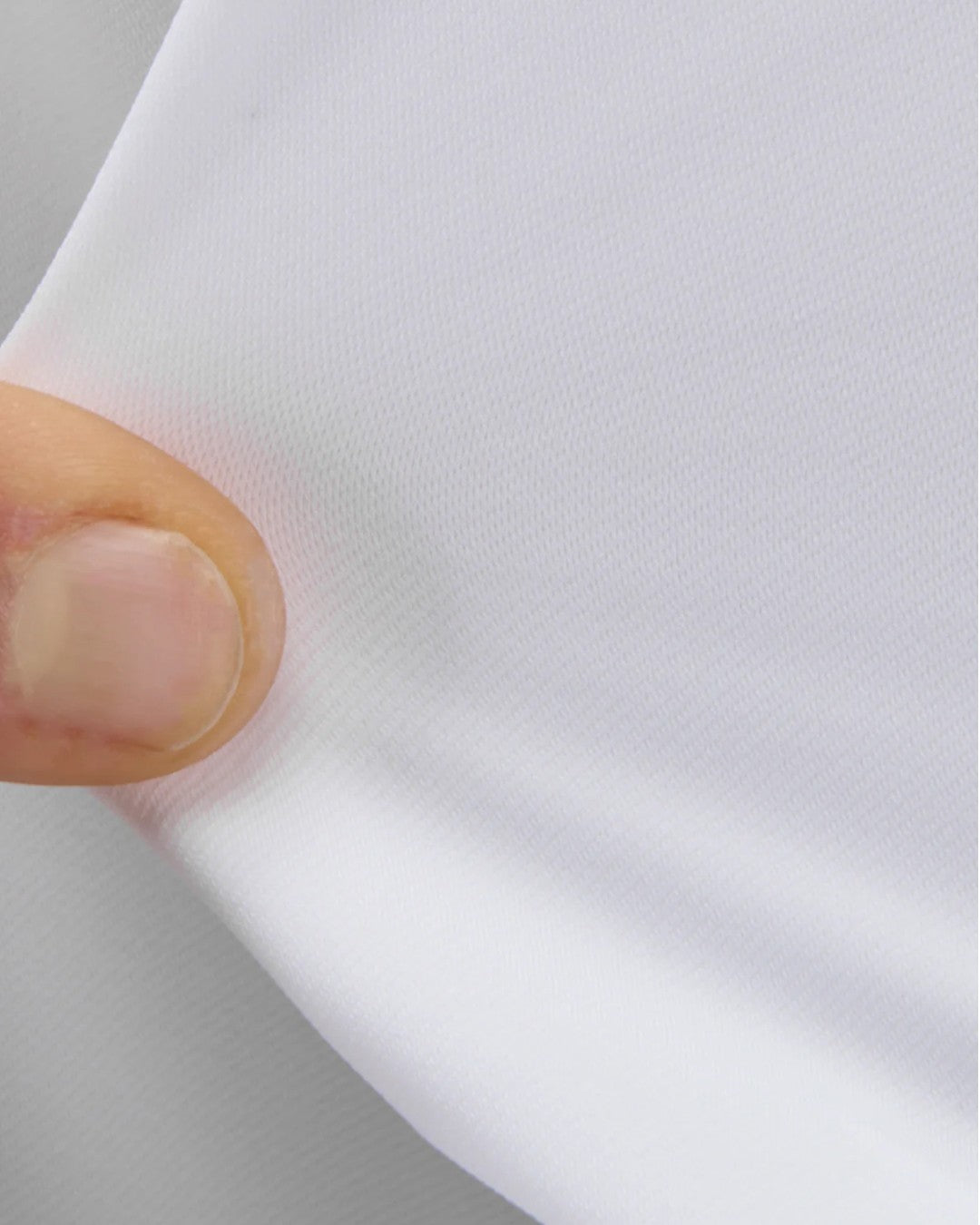 Achterkant van het witte Xacus Slim Fit Active Shirt zonder coupenaden