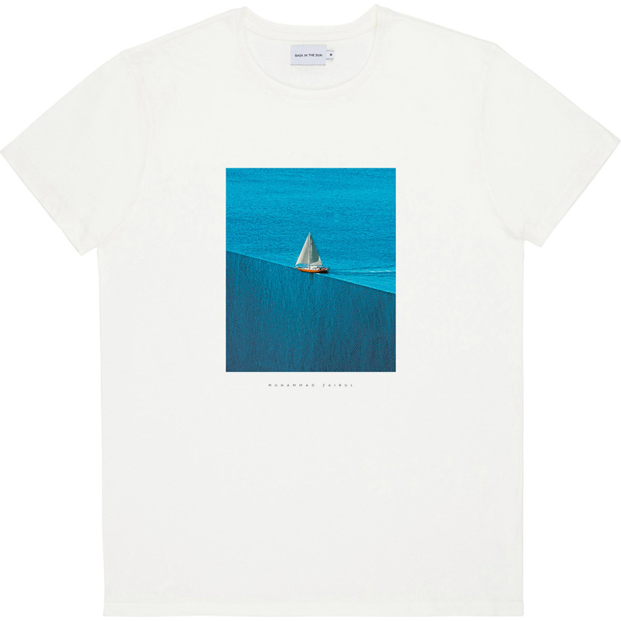 Natural Flat Earth Tee | White | Regular Fit
